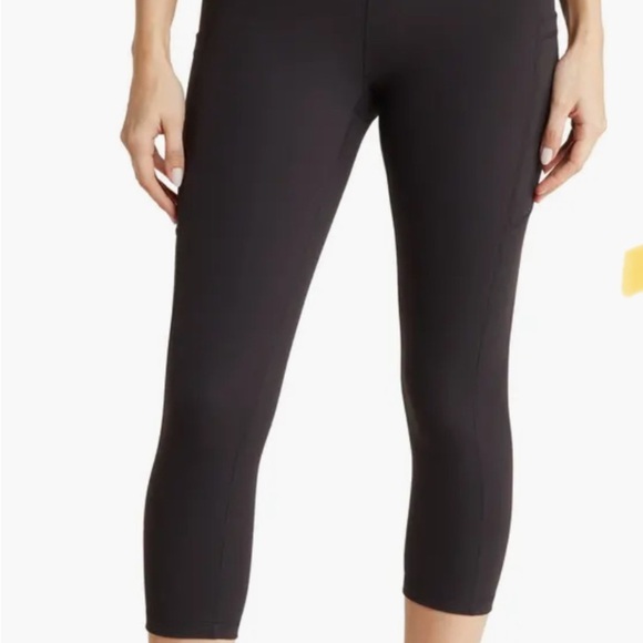 Z by Zella  Perform High Waist Pocket Crop Leggings- XL EUC - Picture 1 of 8